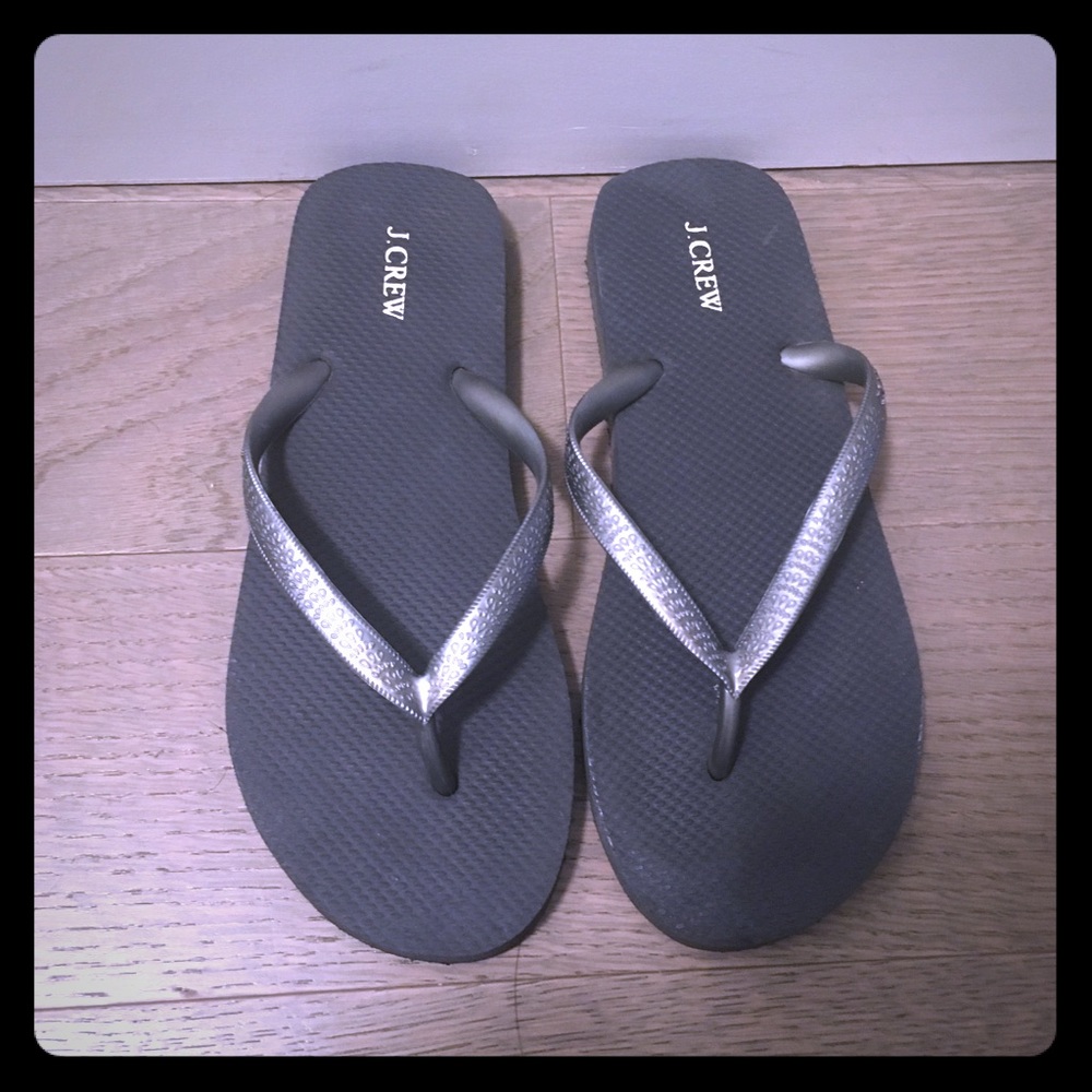Barely worn jcrew flip flops size 5
